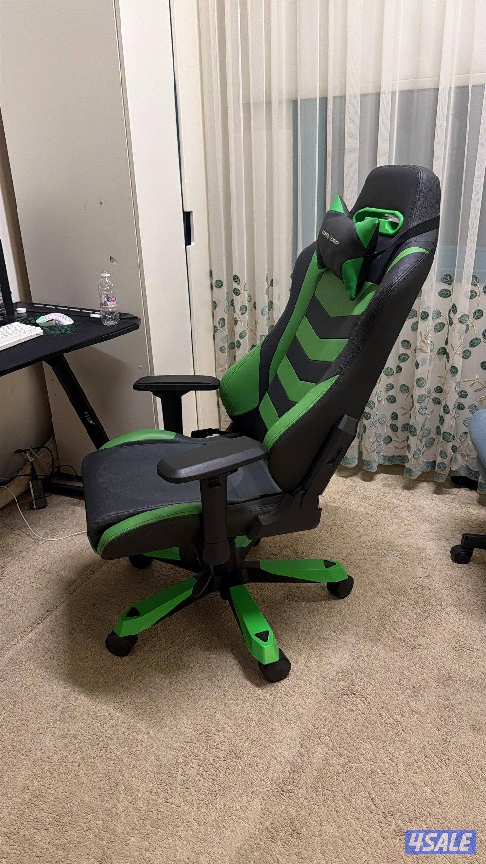 كرسي dxracer0