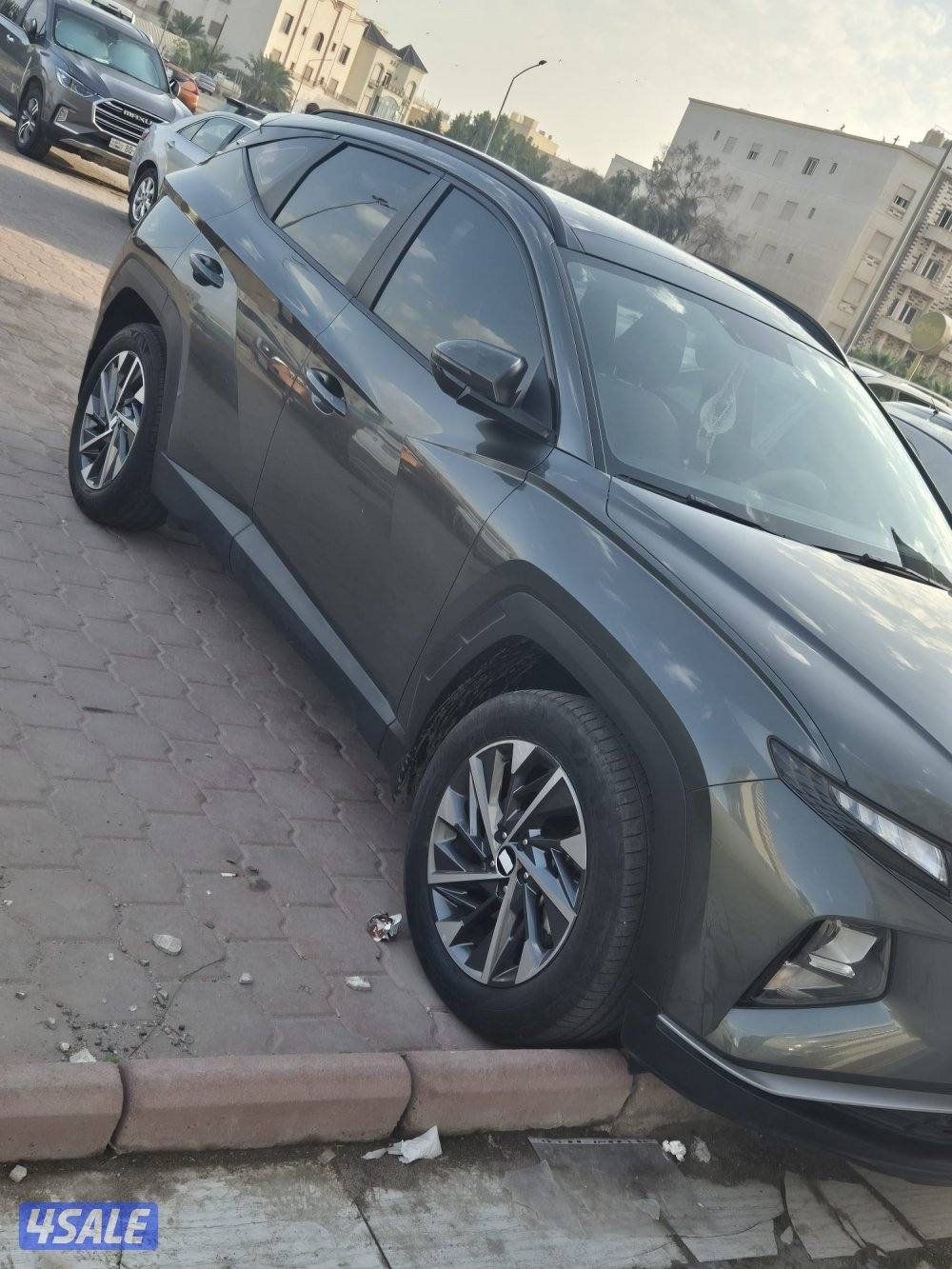 للبيع سياره هونداي توسان موديل 2024 كامله المواصفات عداد 25الف 1600 cc2