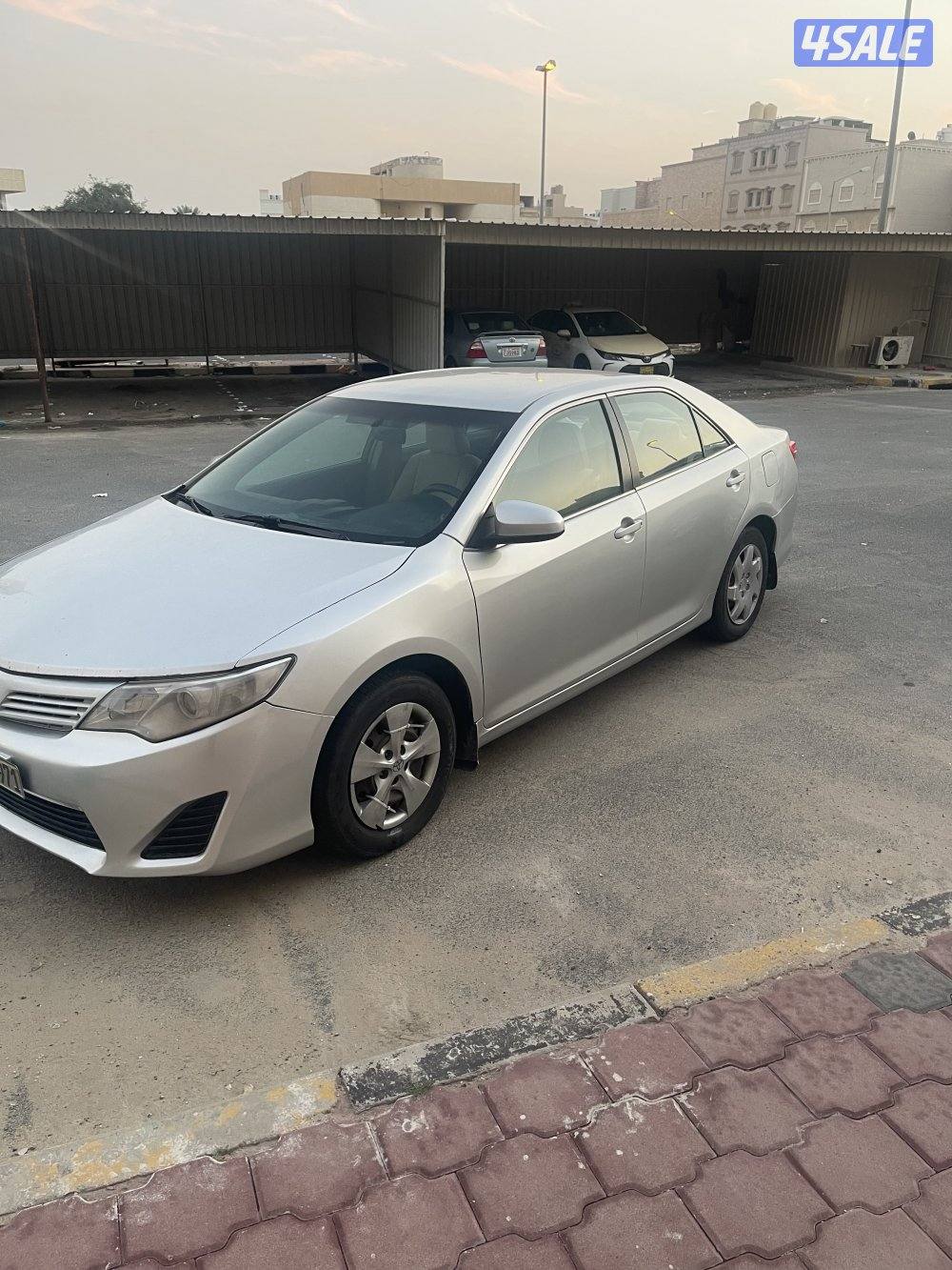 للبيع كامري ٢٠١٤ شرط الفحص قير مكينه ماشي ١٧٥ الف1