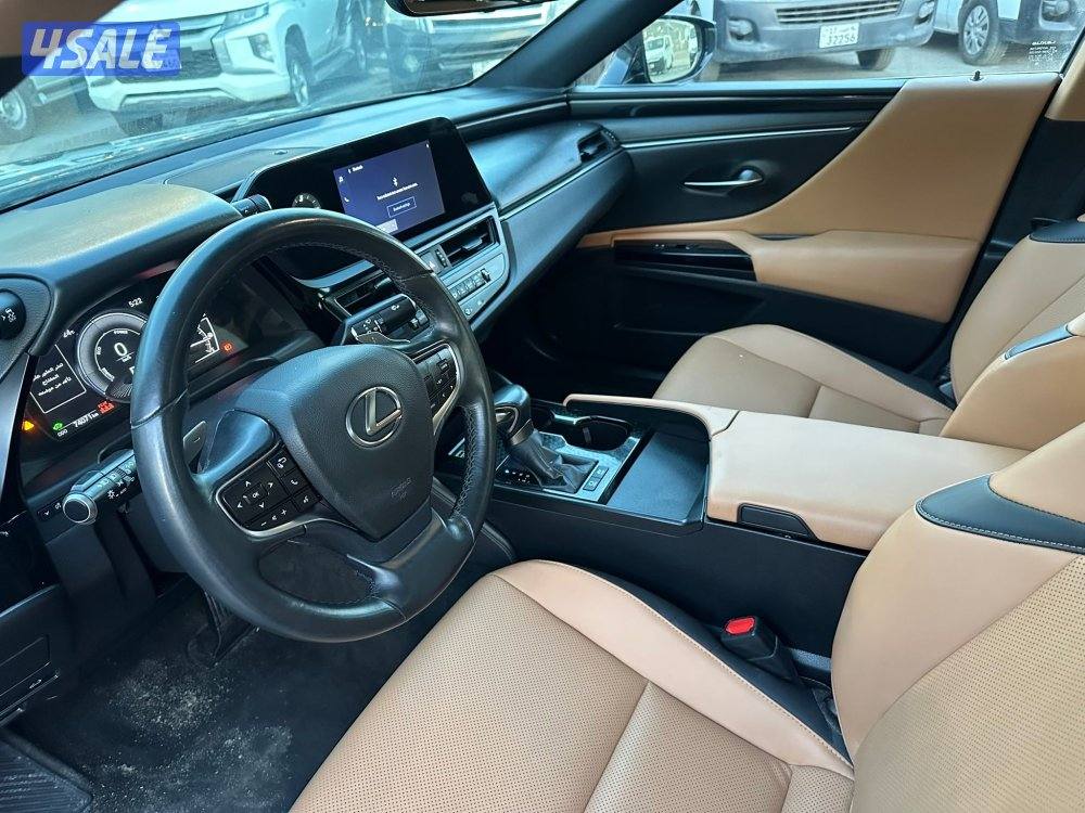 البيع صالون Es 3003