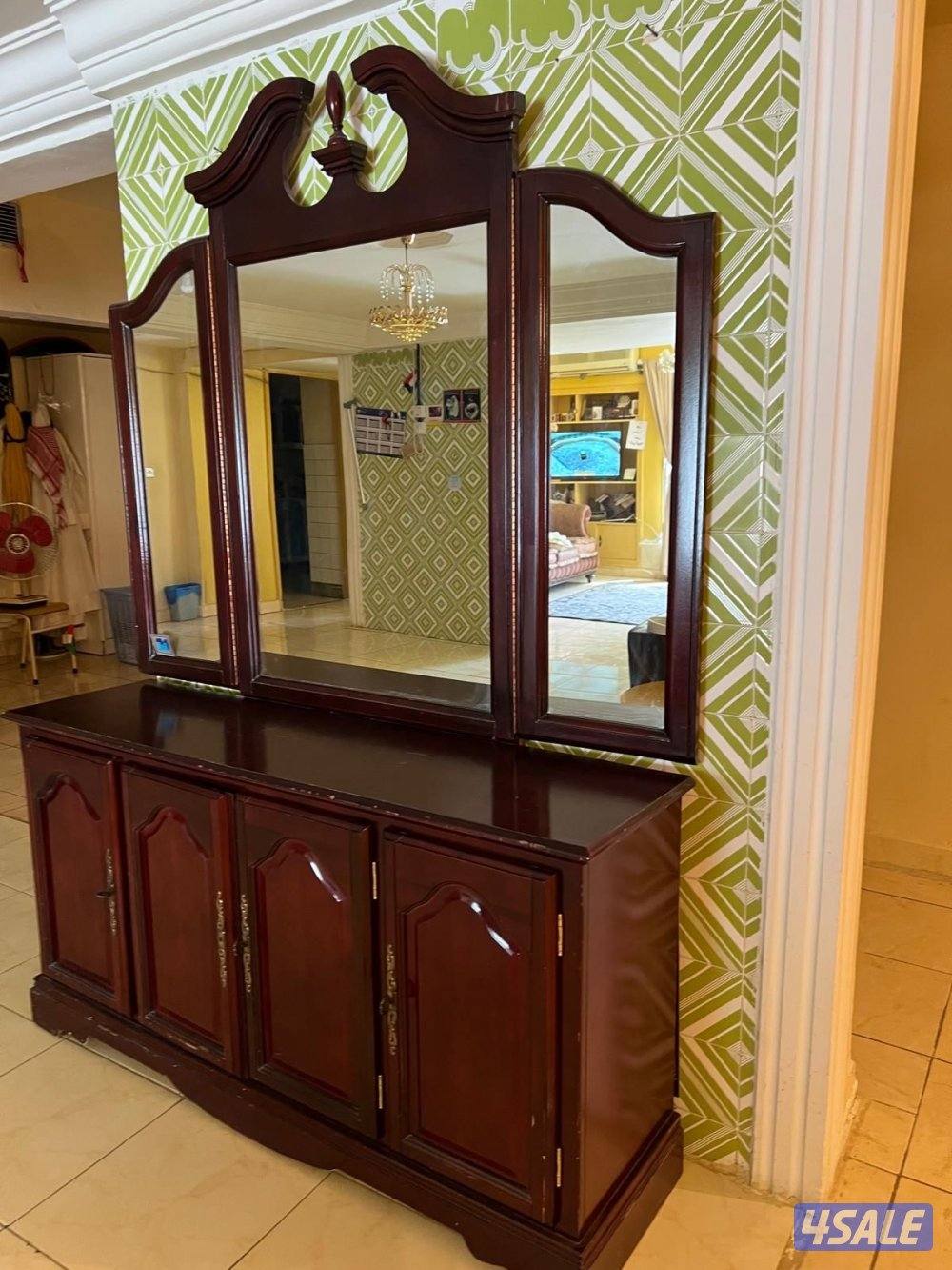 للبيع مجموعة اغراض عطني سعر وشيل الي يعجبك2