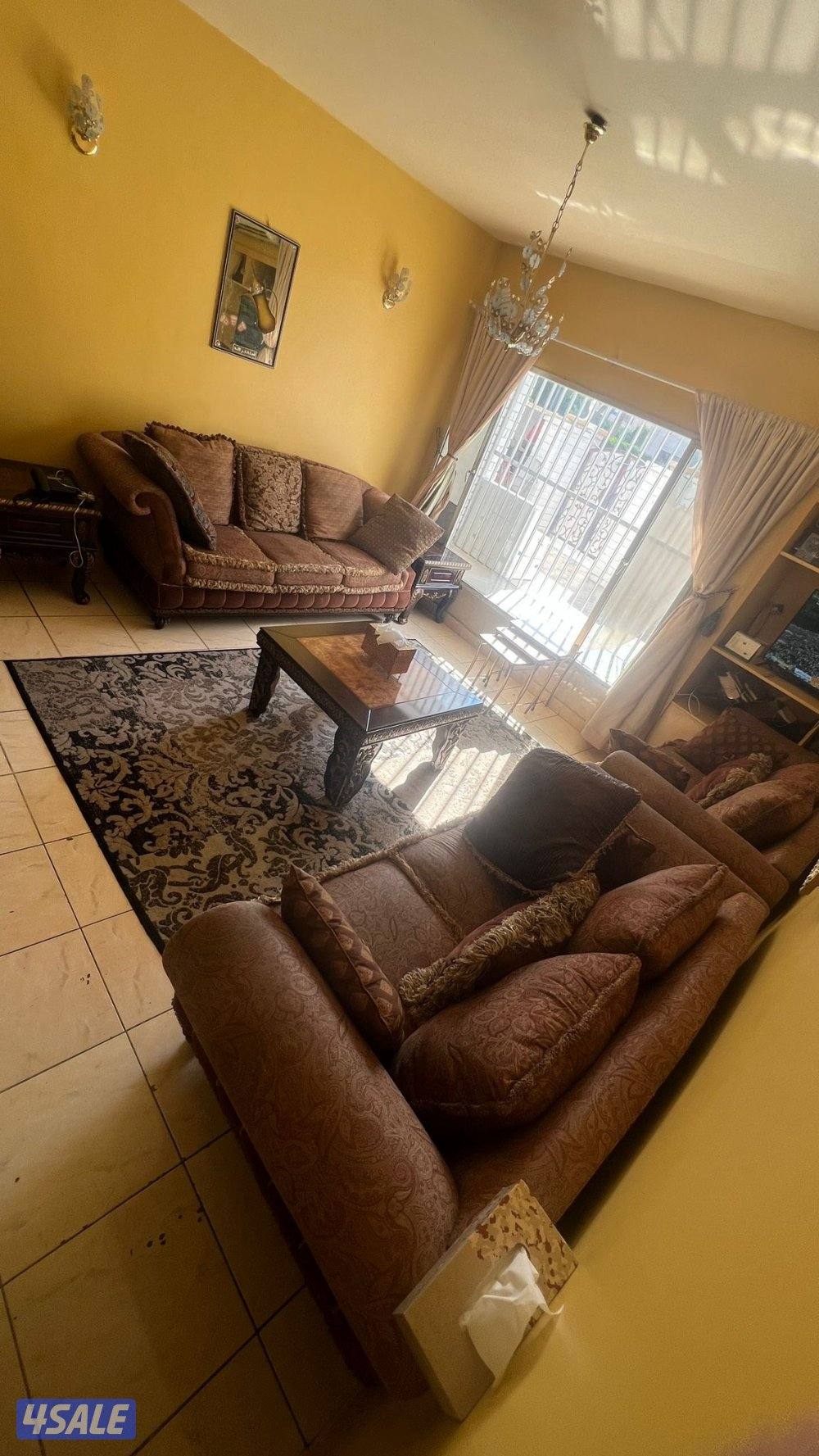 للبيع مجموعة اغراض عطني سعر وشيل الي يعجبك9