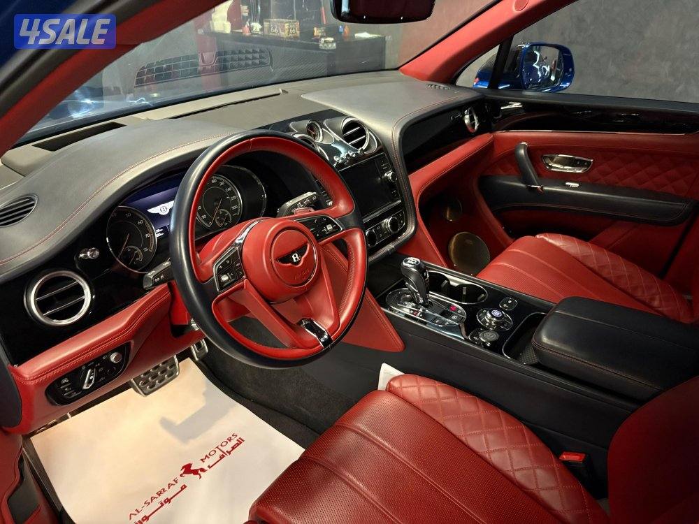 بنتلي بينتايجا V121