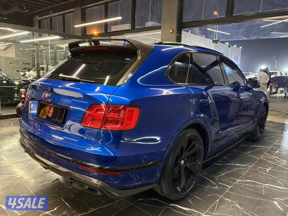 بنتلي بينتايجا V128