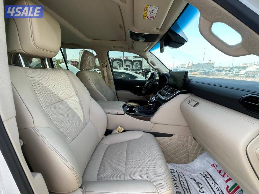 تويوتا لاند كروزر GX.R AEROs  twin turbo.V6 موديل 2023 ماشى 74.000 k.m5