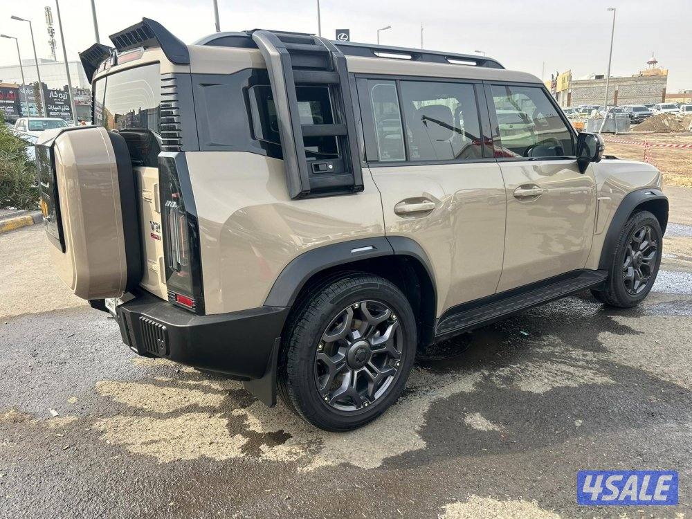 JETOUR T2 جيتور موديل 2024 ماشى 73.000 k.m  واردالكويت.صبغ وكالة4