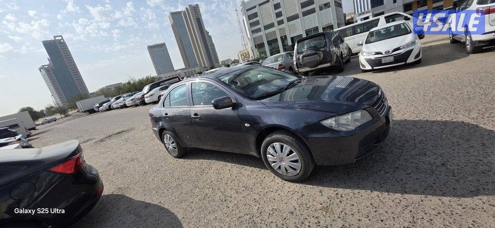 لانسر 2013 نظيفه بحاله الوكاله شرط الفحص2