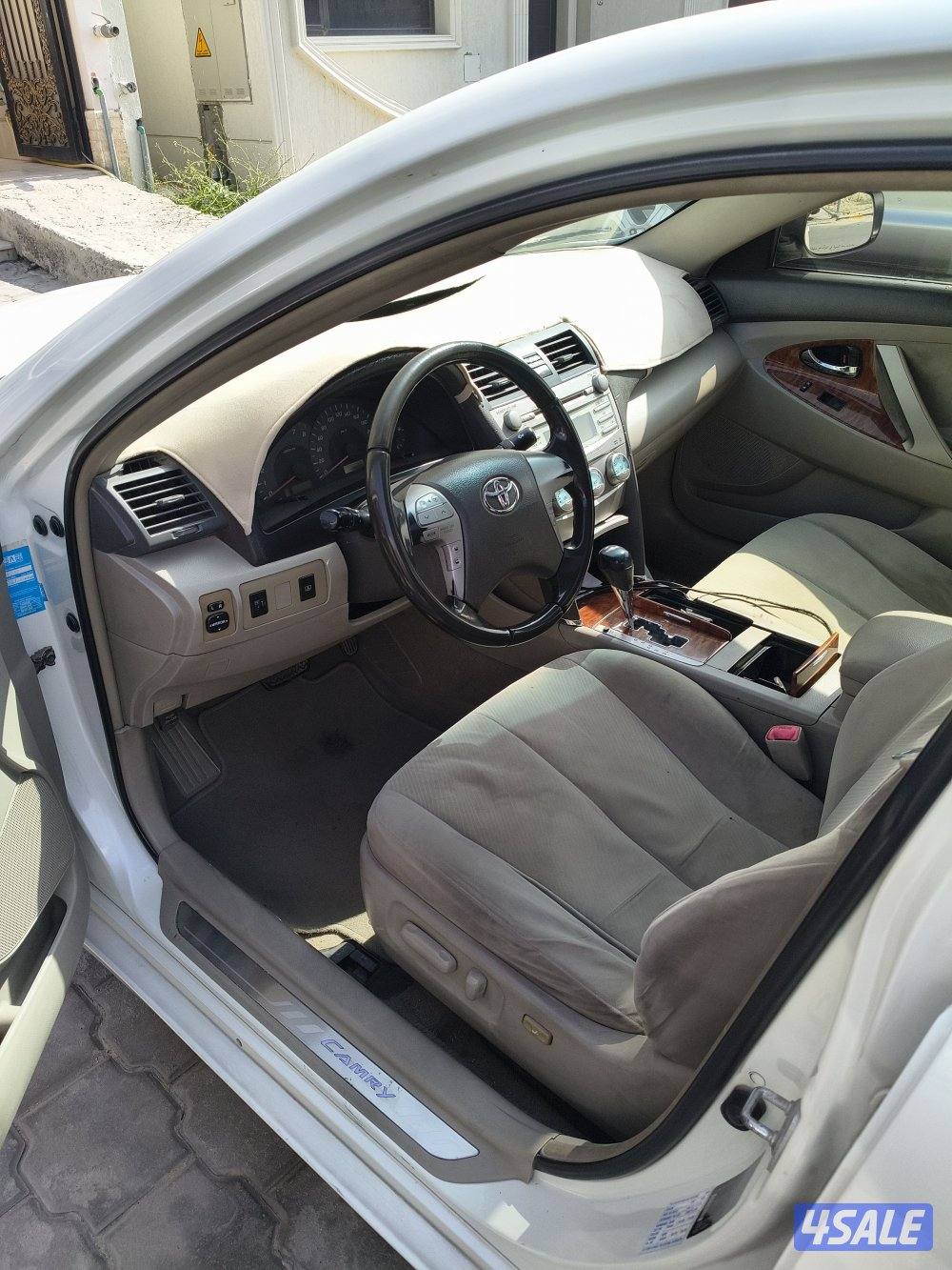 للبيع كامري ٢٠١١ المالك الاول كامل المواصفات.5