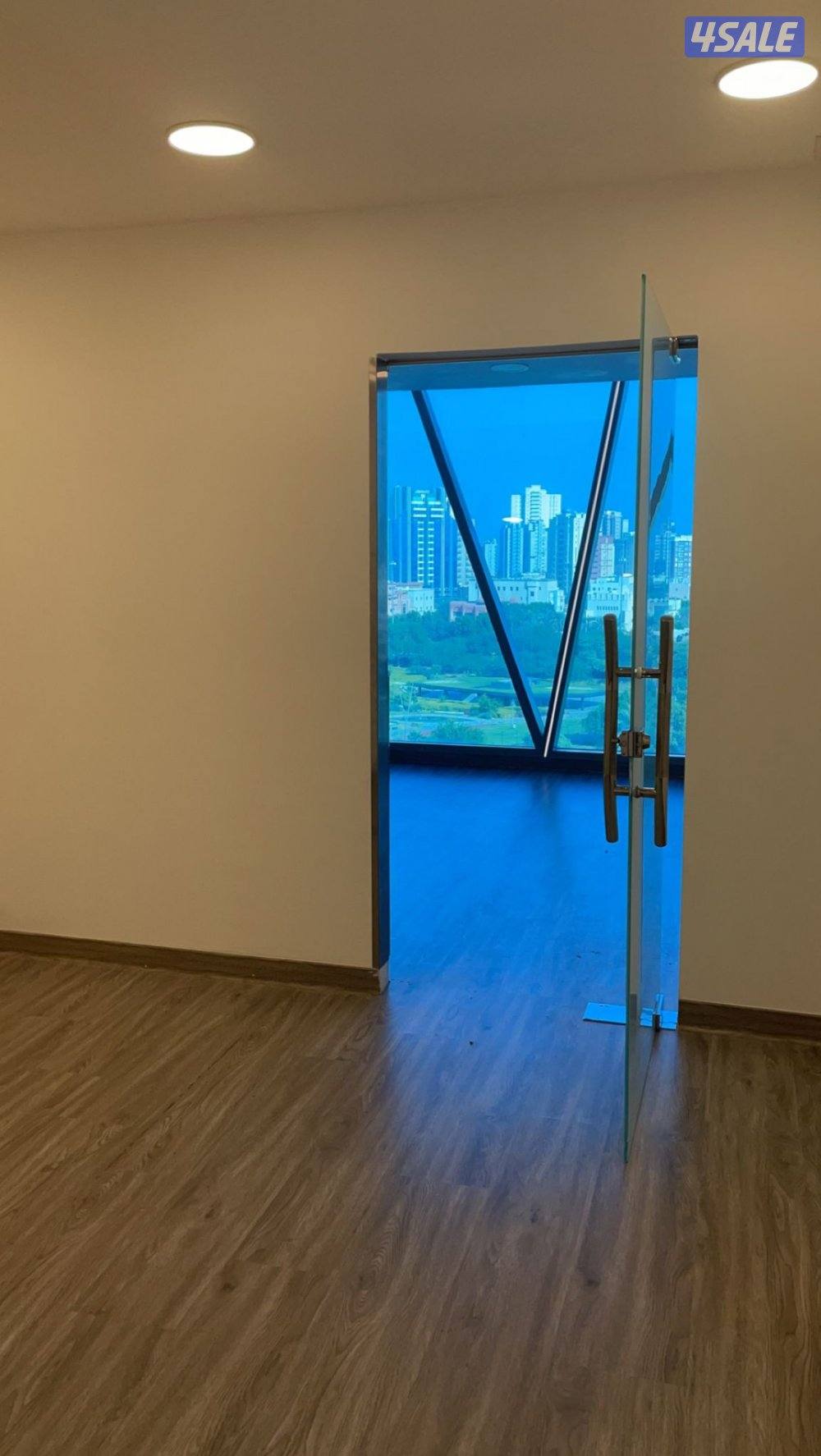 مكاتب تجارية للايجار9