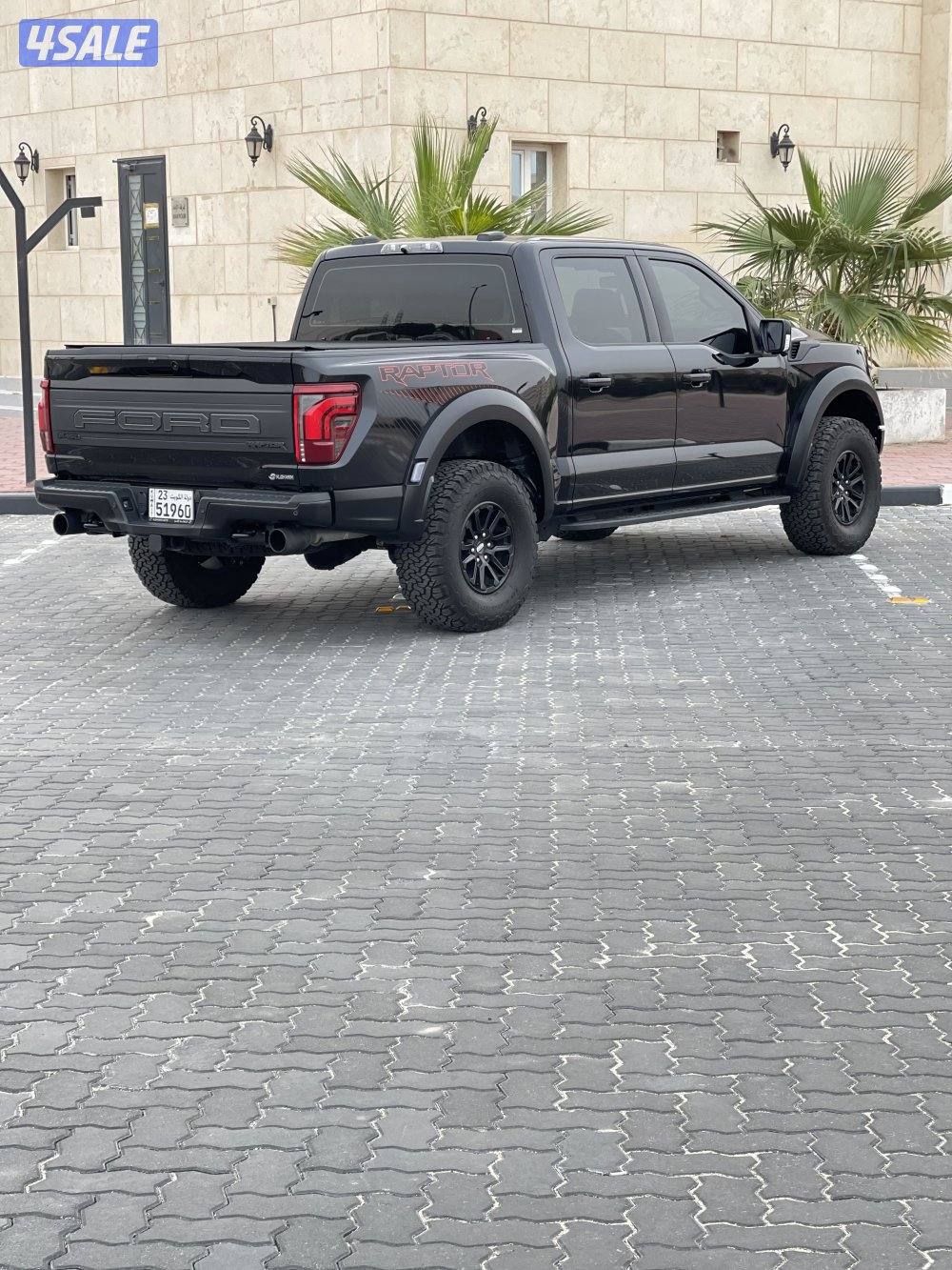 للبيع رابتر  35 موديل 2025 الغانم عداد 11 الف صبغ الوكالة تحت الكفالة2