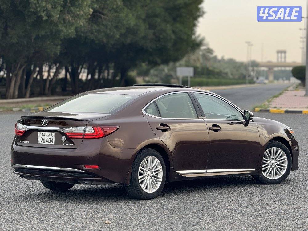 لكزس ES250- 2016 بحالة نادرة3