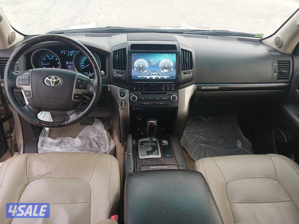 لاند كروزر VXR  موديل 2011 الساير8