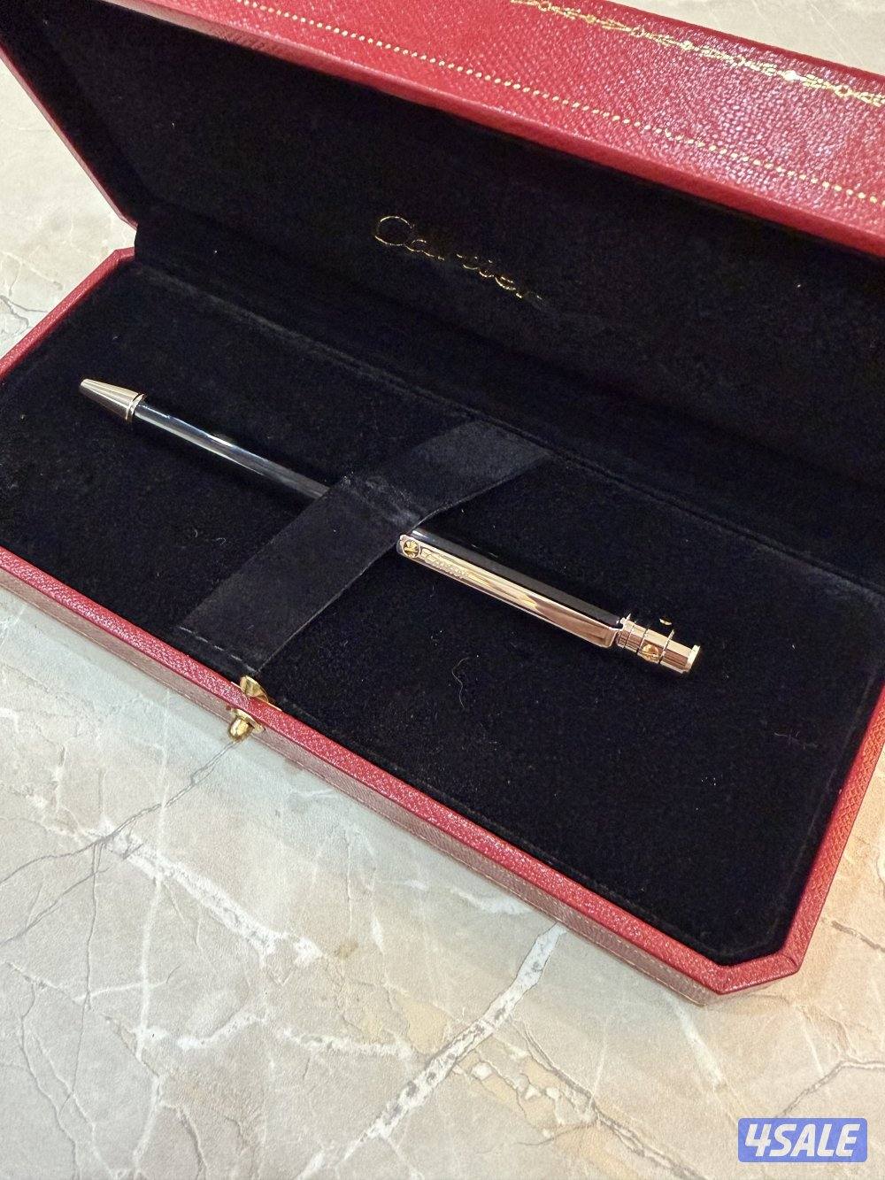قلم كارتييه سانتوس الحجم الصغير3
