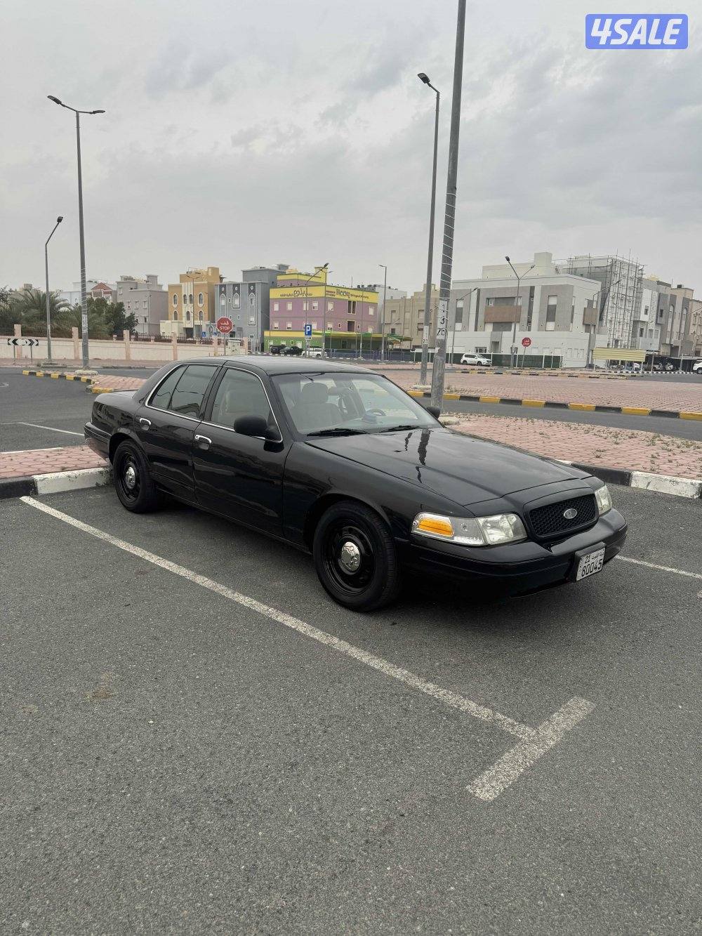 للبيع فورد دورية1