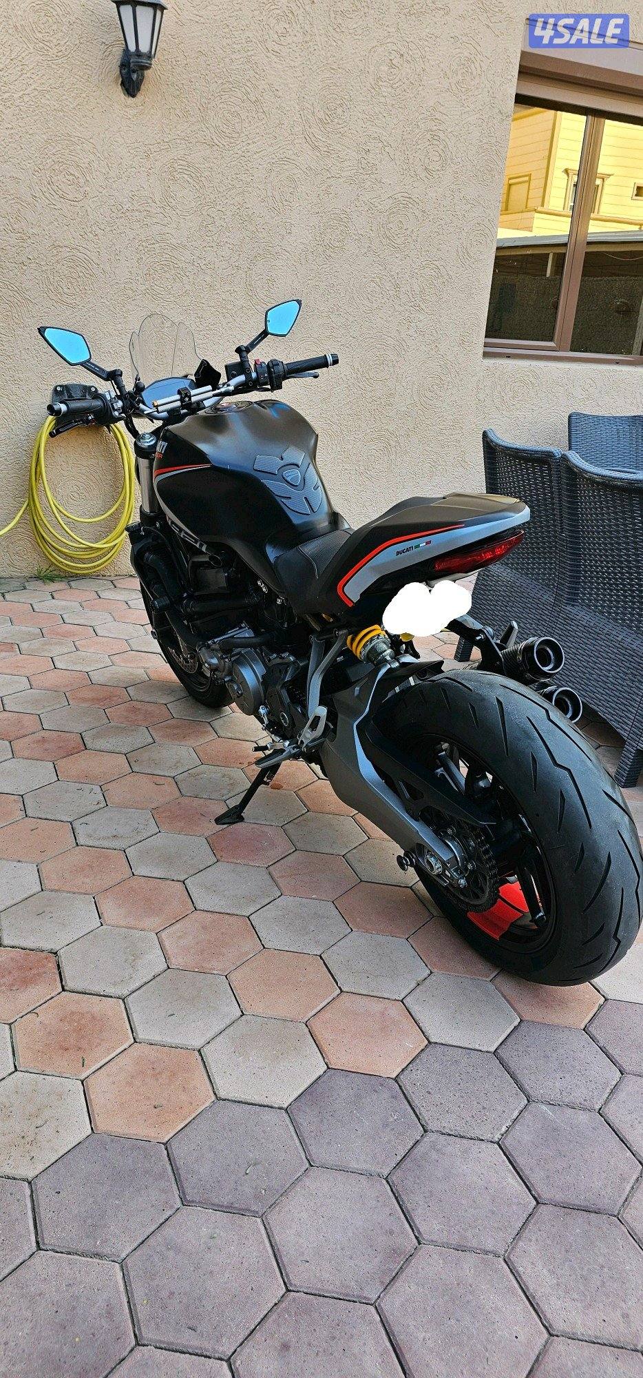 للبيع دوكاتي مانستر Ducati monster 821 2019  Stealth1