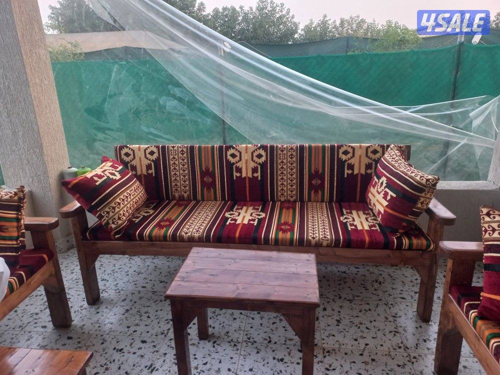 كراسي خشب + كراسي حديد1