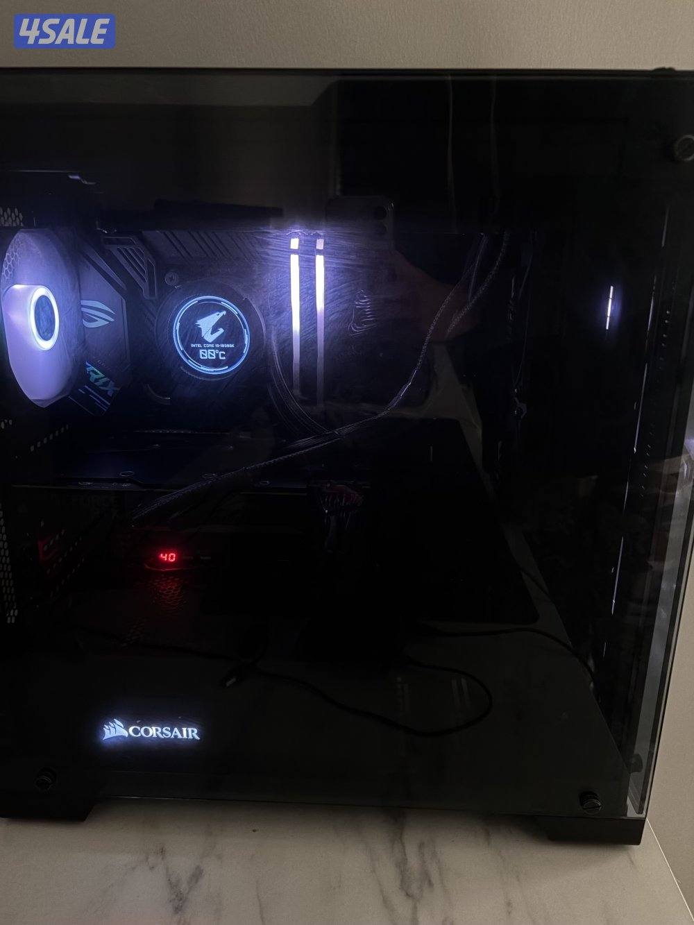 للبيع كمبيوتر قيمنق قوي جدًا1