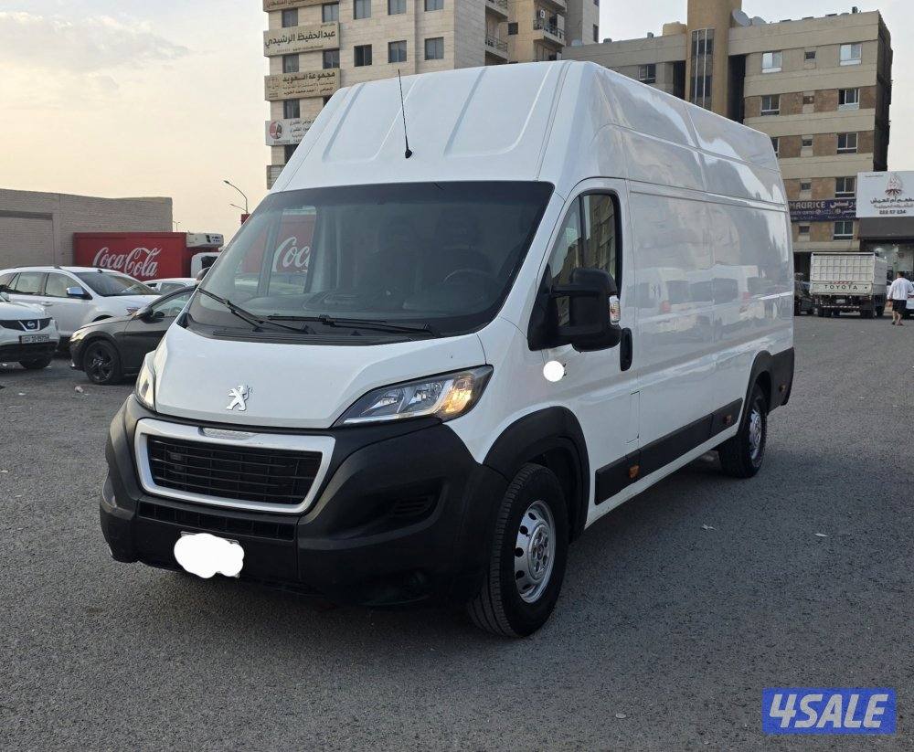 بيجو بوكسر 20201