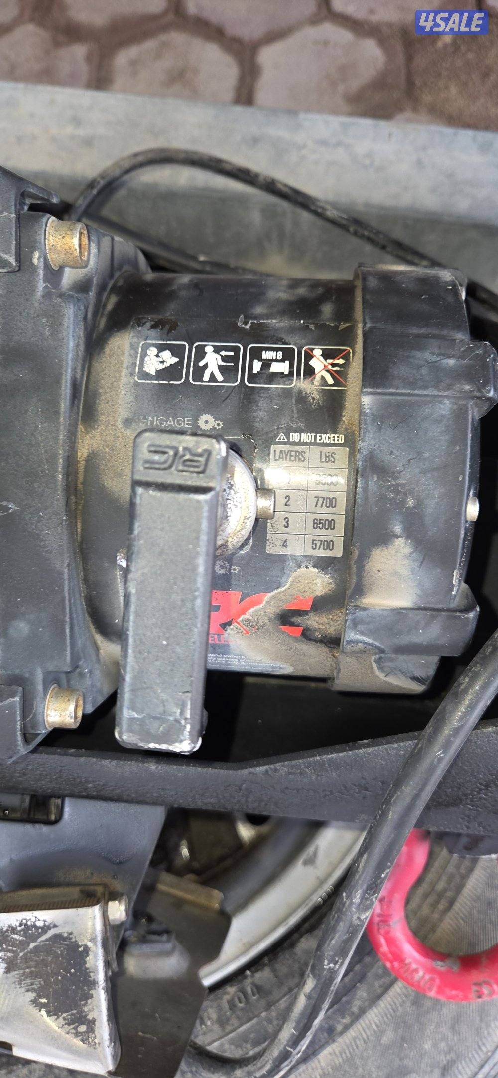 للبيع قطع تيوتا LC200 و FG قطع واكسسوارات بالصور3