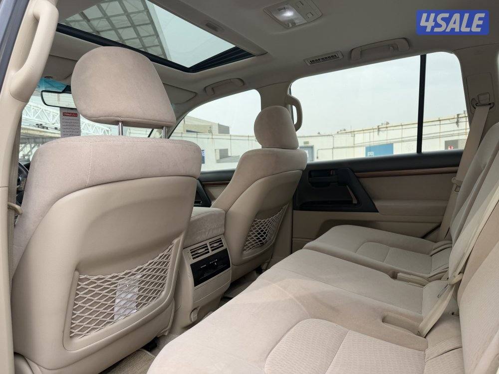 لاند كروزر GX.R ثمانيه سلندر موديل 2018 صبغ الوكاله سيرفس وكاله نظيف8