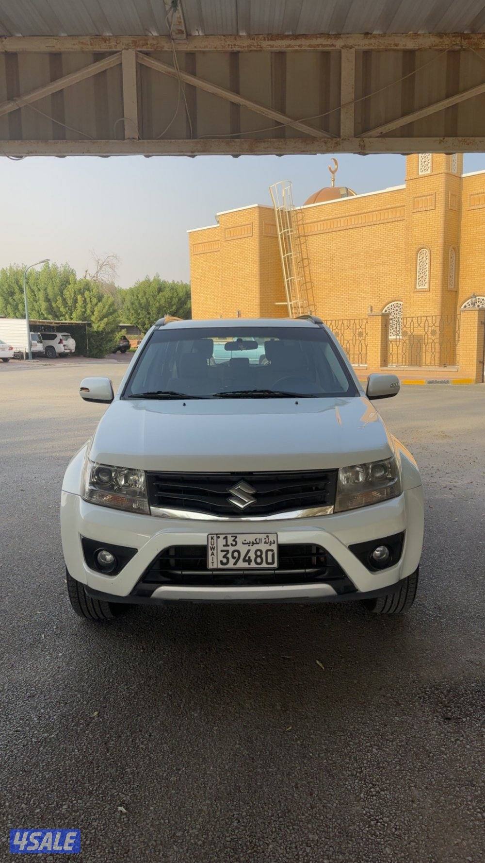 جيب فيتارا للبيع0