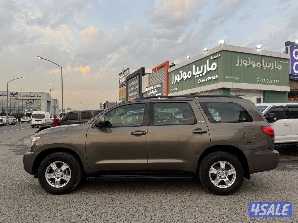 سكويا دبل قير موديل 2013 عداد قليل 139 الف سيرفس وكاله صبغ وكاله2