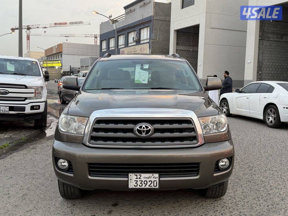 سكويا دبل قير موديل 2013 عداد قليل 139 الف سيرفس وكاله صبغ وكاله7