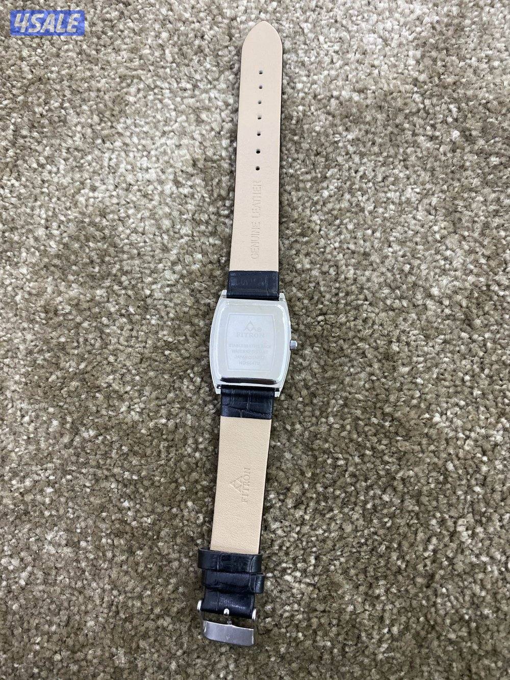 ساعة نظيفة ماركة FITRON كشخة فلعيد1