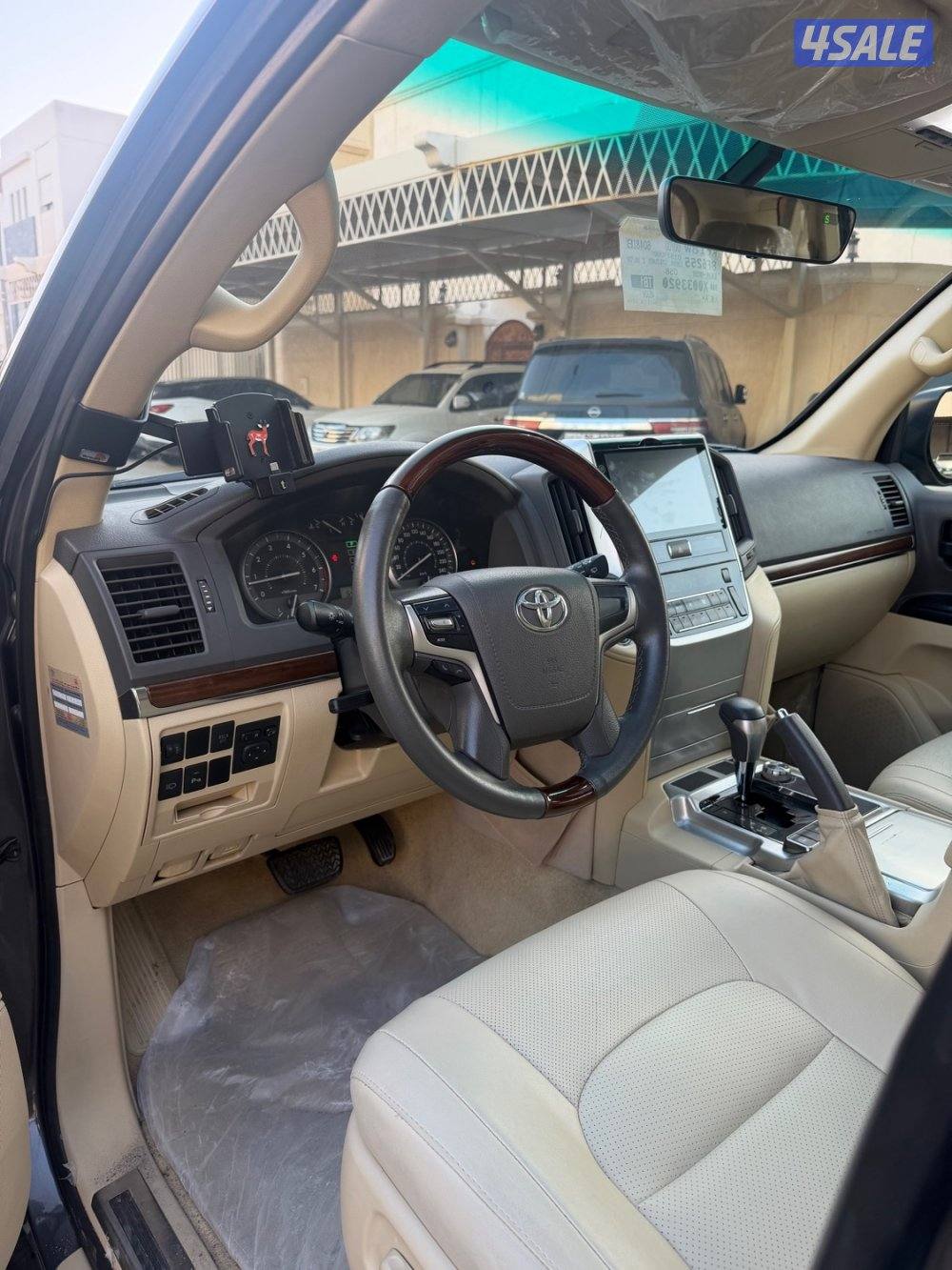 لاند كروز 20169