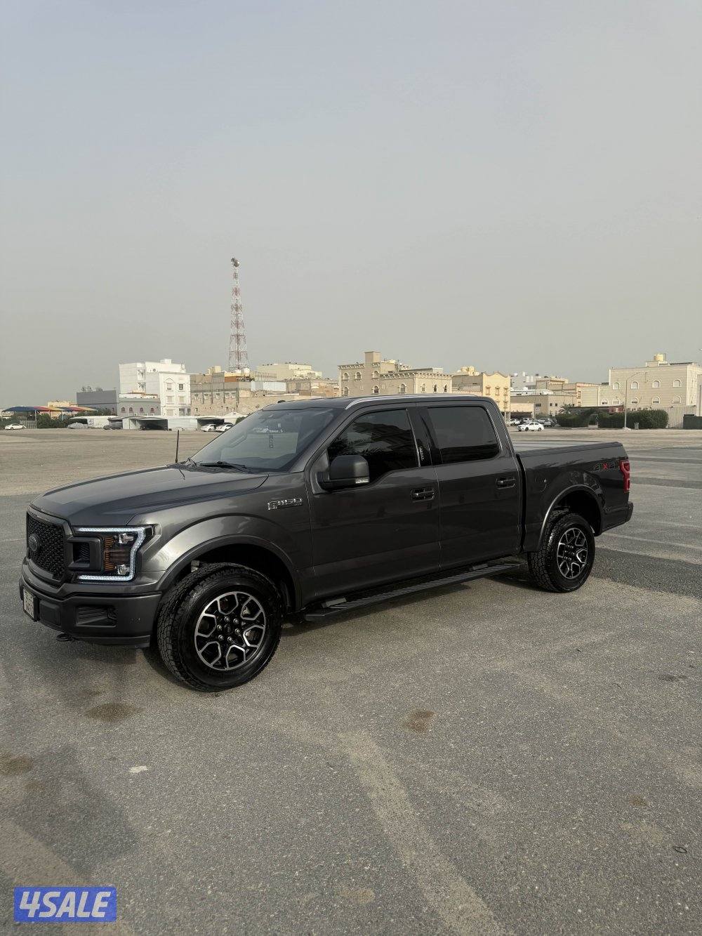 للبيع وانيت F150 FX4 الغانم0