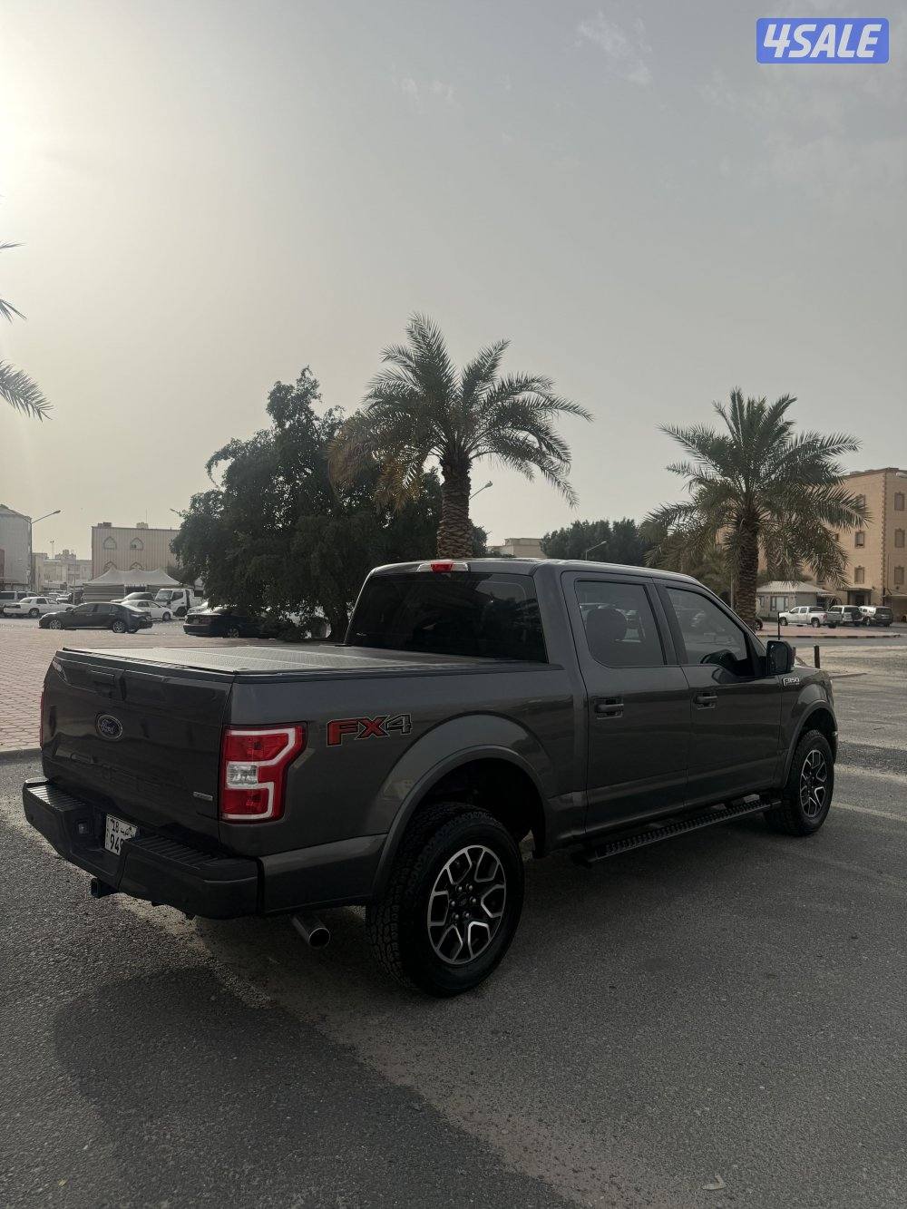 للبيع وانيت F150 FX4 الغانم2