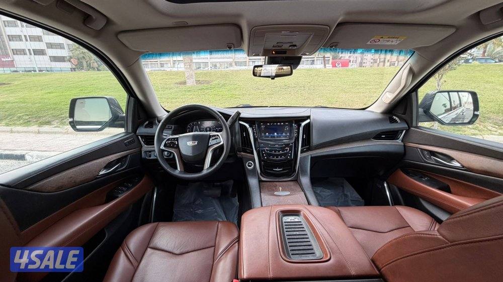 اسكاليد بريميوم موديل 2018 / بحاله ممتازه12