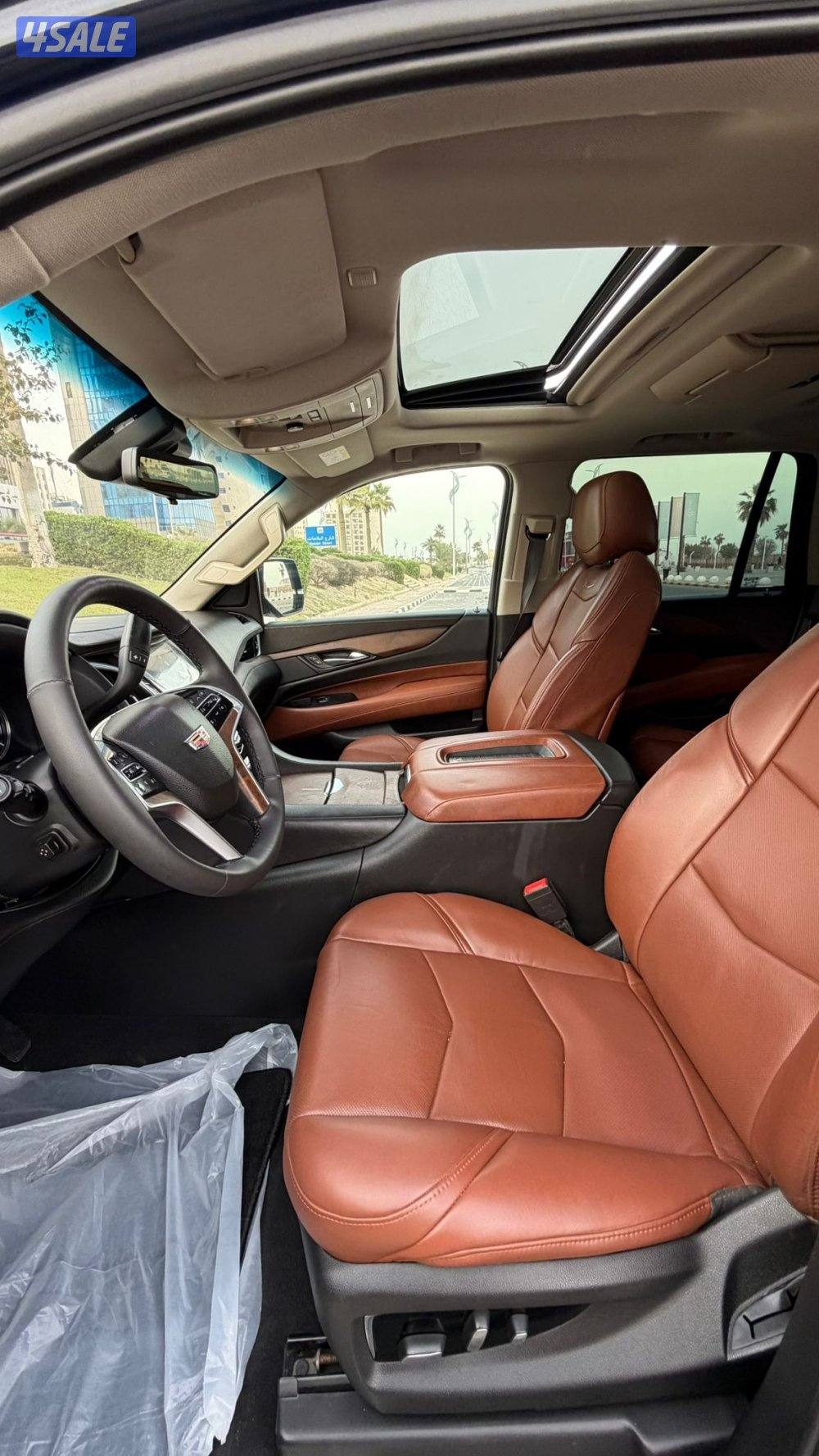 اسكاليد بريميوم موديل 2018 / بحاله ممتازه14