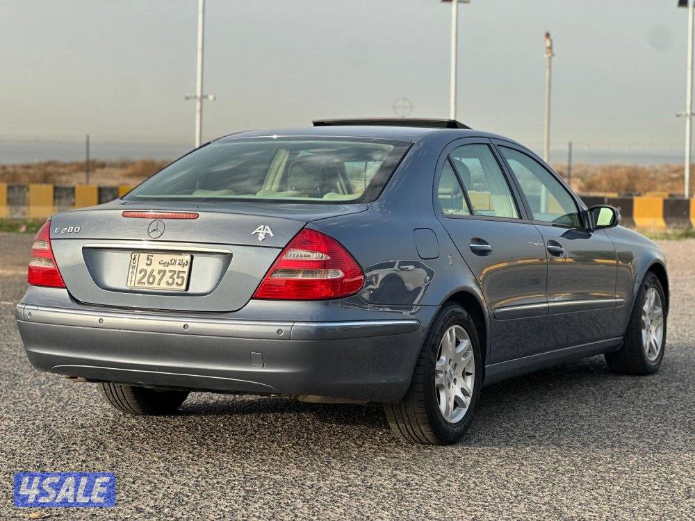 للبيع مرسيدس E280 وارد البشر ماشي ٨٠ الف كيلو2
