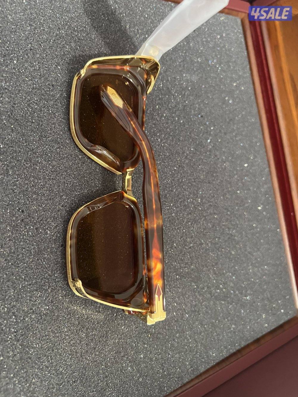 للبيع نظاره شي طيب جديده بالعلبه غير مستخدمه3