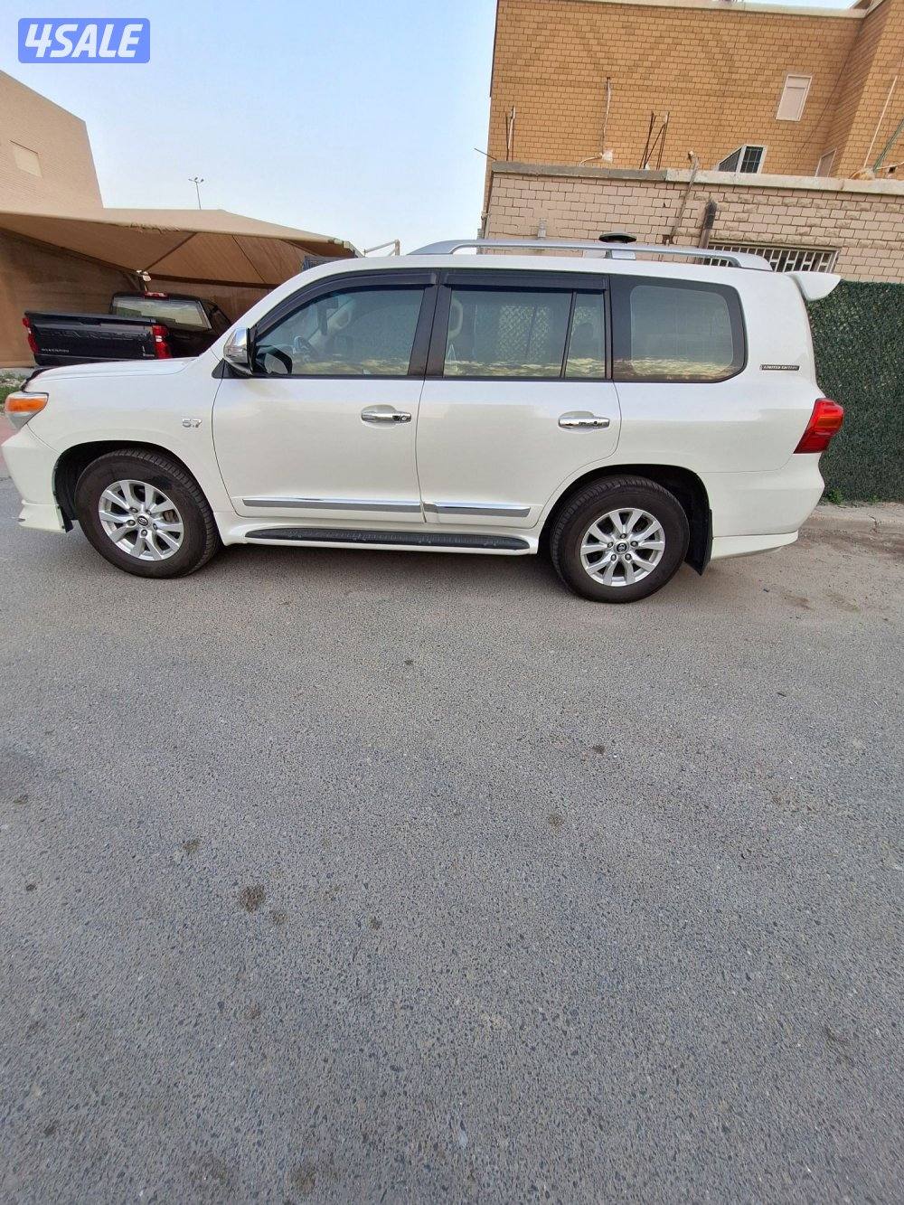 لاندكروزر 2015 vxr3