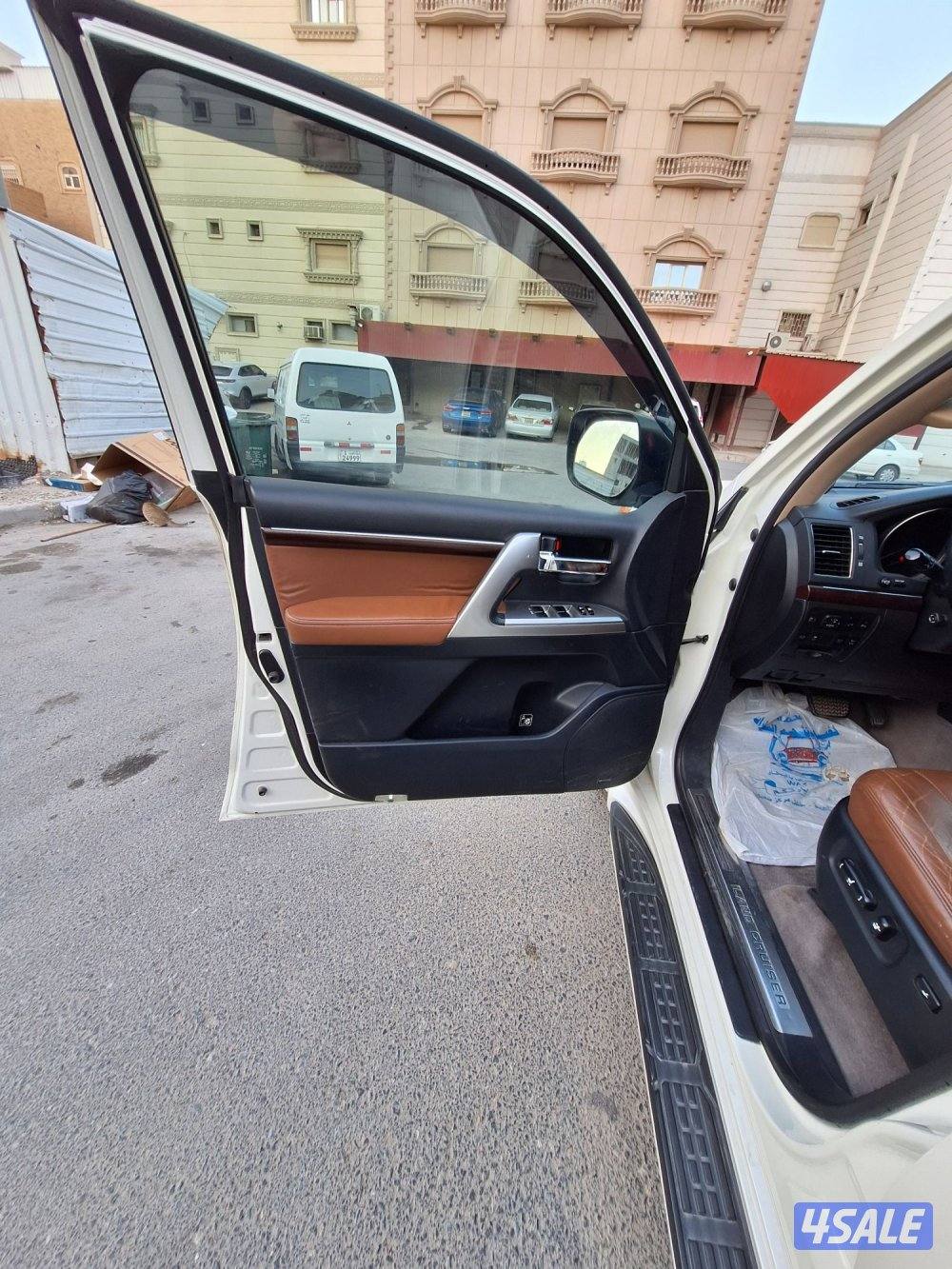 لاندكروزر 2015 vxr7