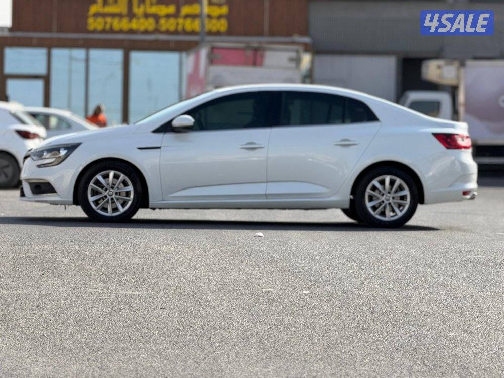 للبيع رينو (( صبغ الوكاله ))4