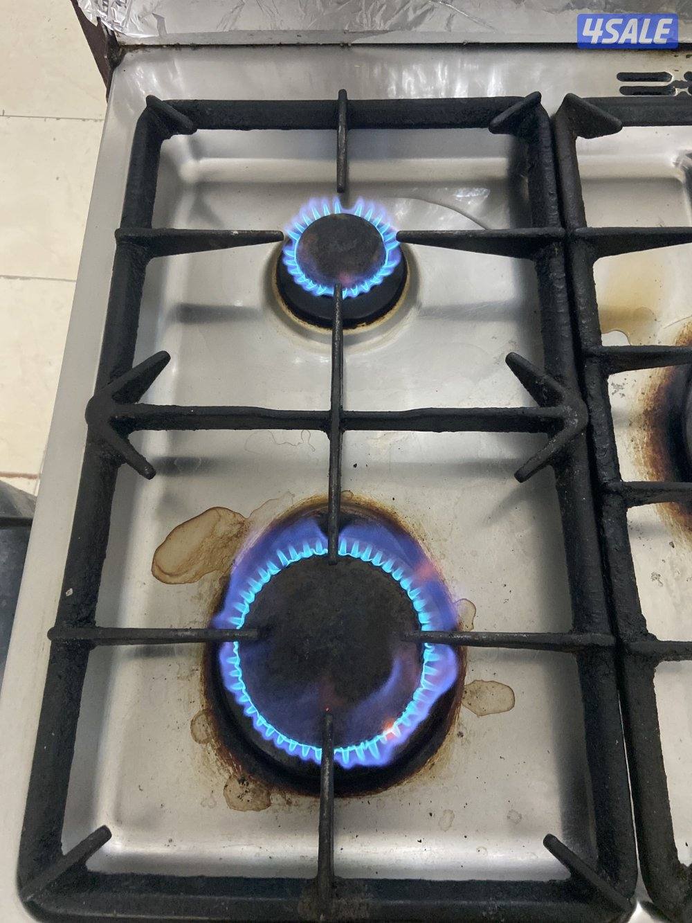 للبيع فرن ايطالي قليم قاز مقاس 90/60 نظيف شبه جديد2