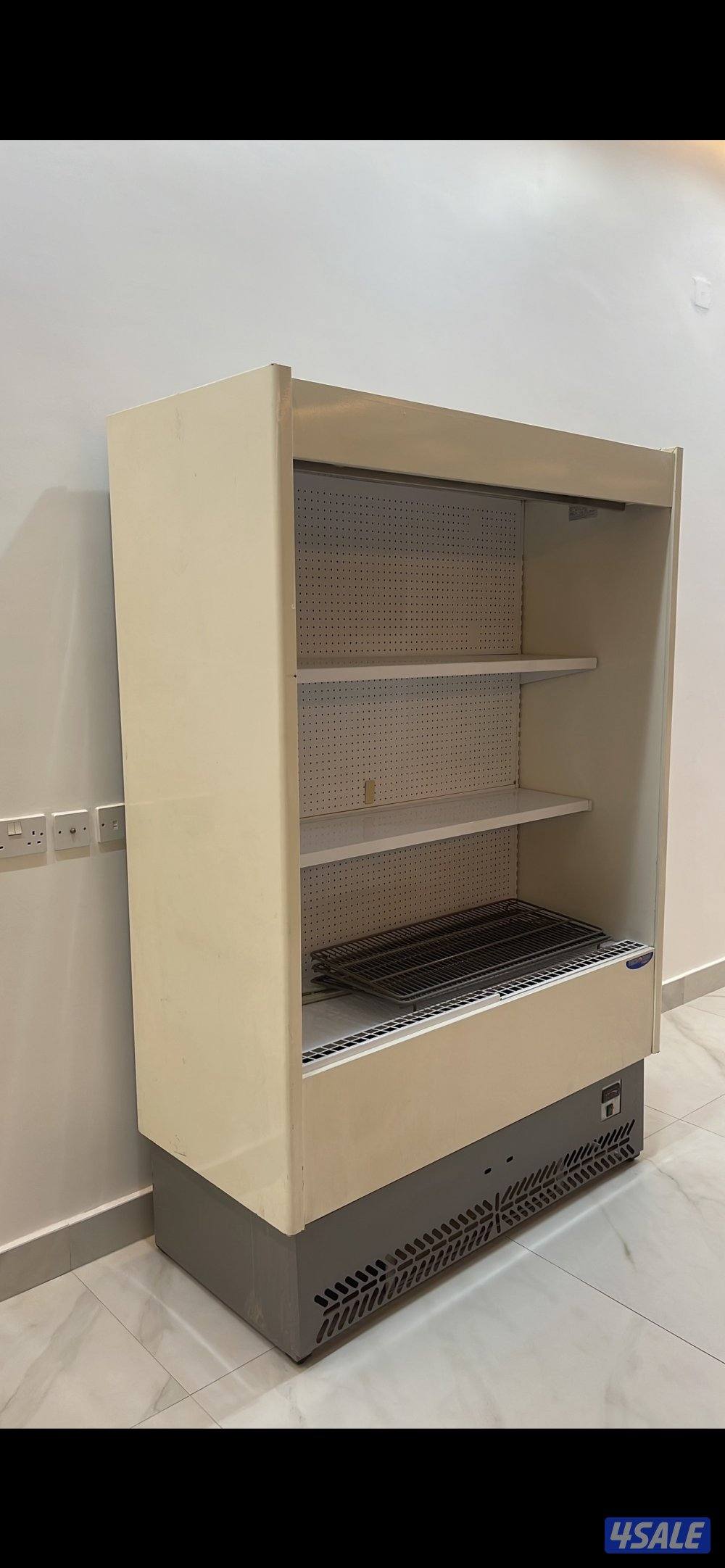 ثلاجة عرض ماركة إيطالية TECNODOM S.P.A1