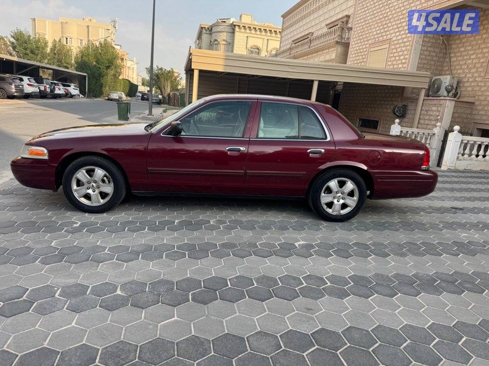 فورد فكتوريا 2012 بحاله ممتازه2