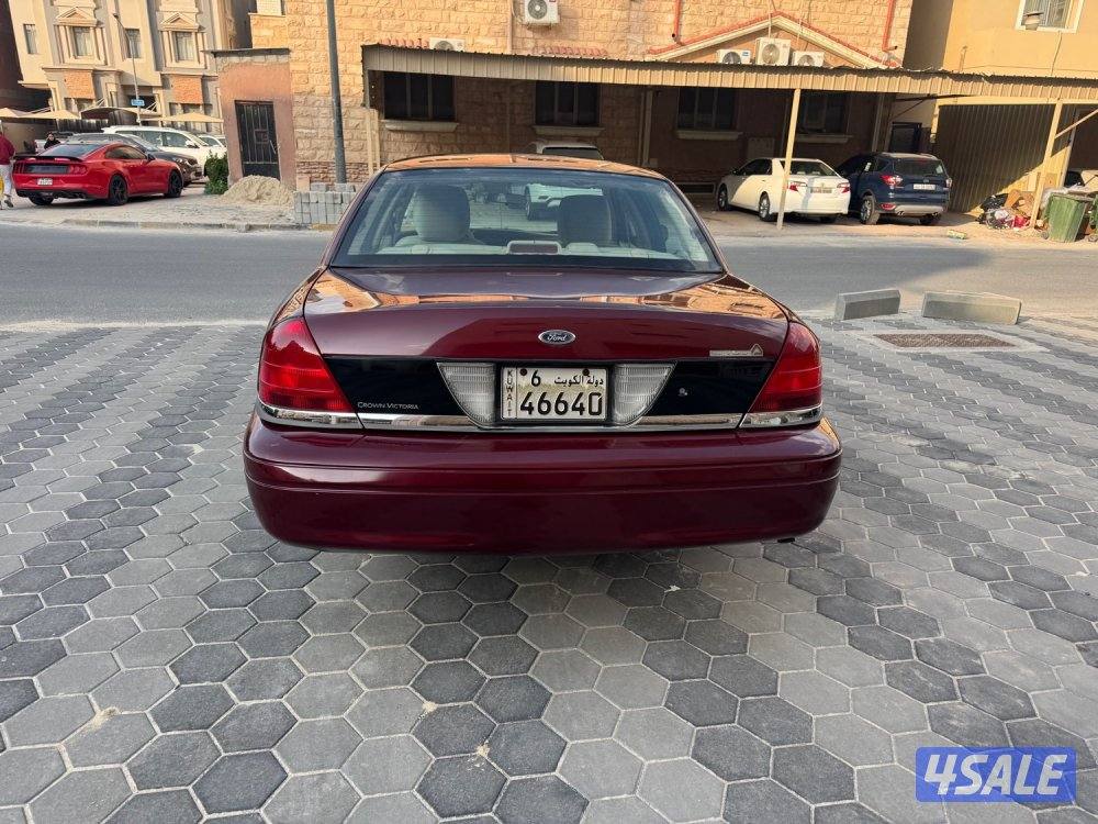 فورد فكتوريا 2012 بحاله ممتازه4