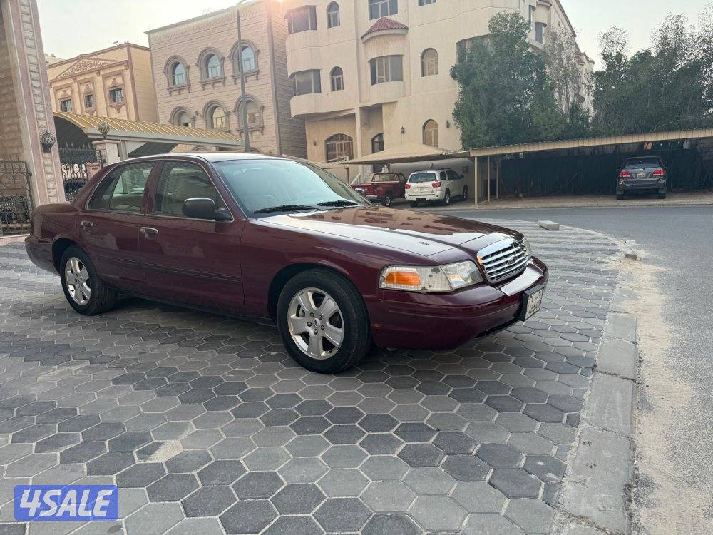 فورد فكتوريا 2012 بحاله ممتازه7