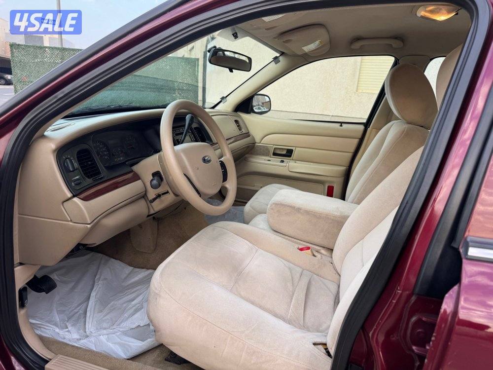 فورد فكتوريا 2012 بحاله ممتازه8