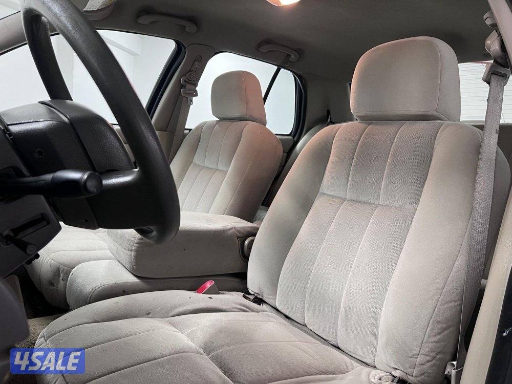 للبيع فورد فكتوريا5