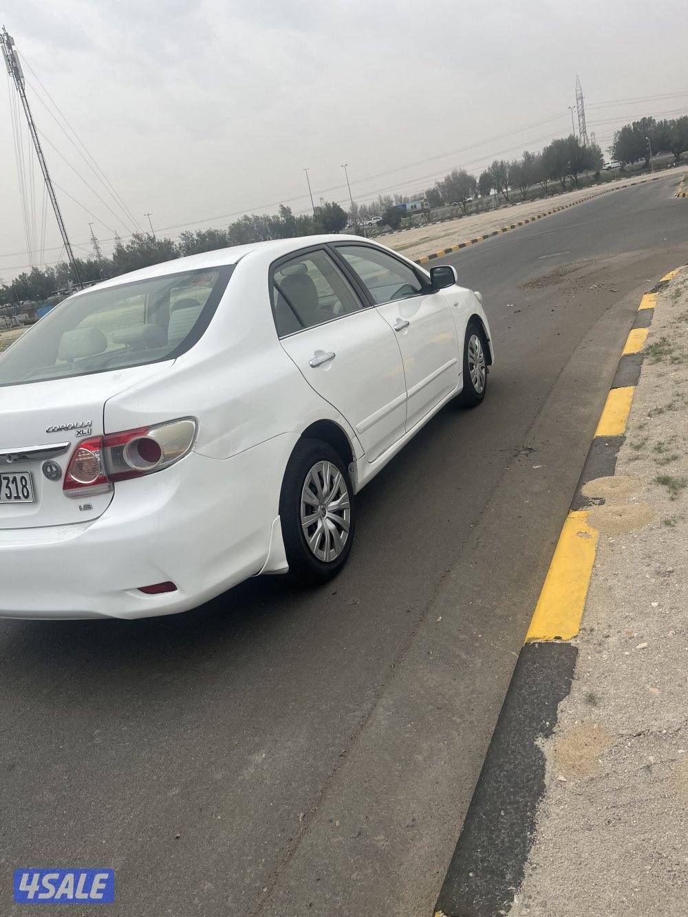 للبيع كورولا 20132