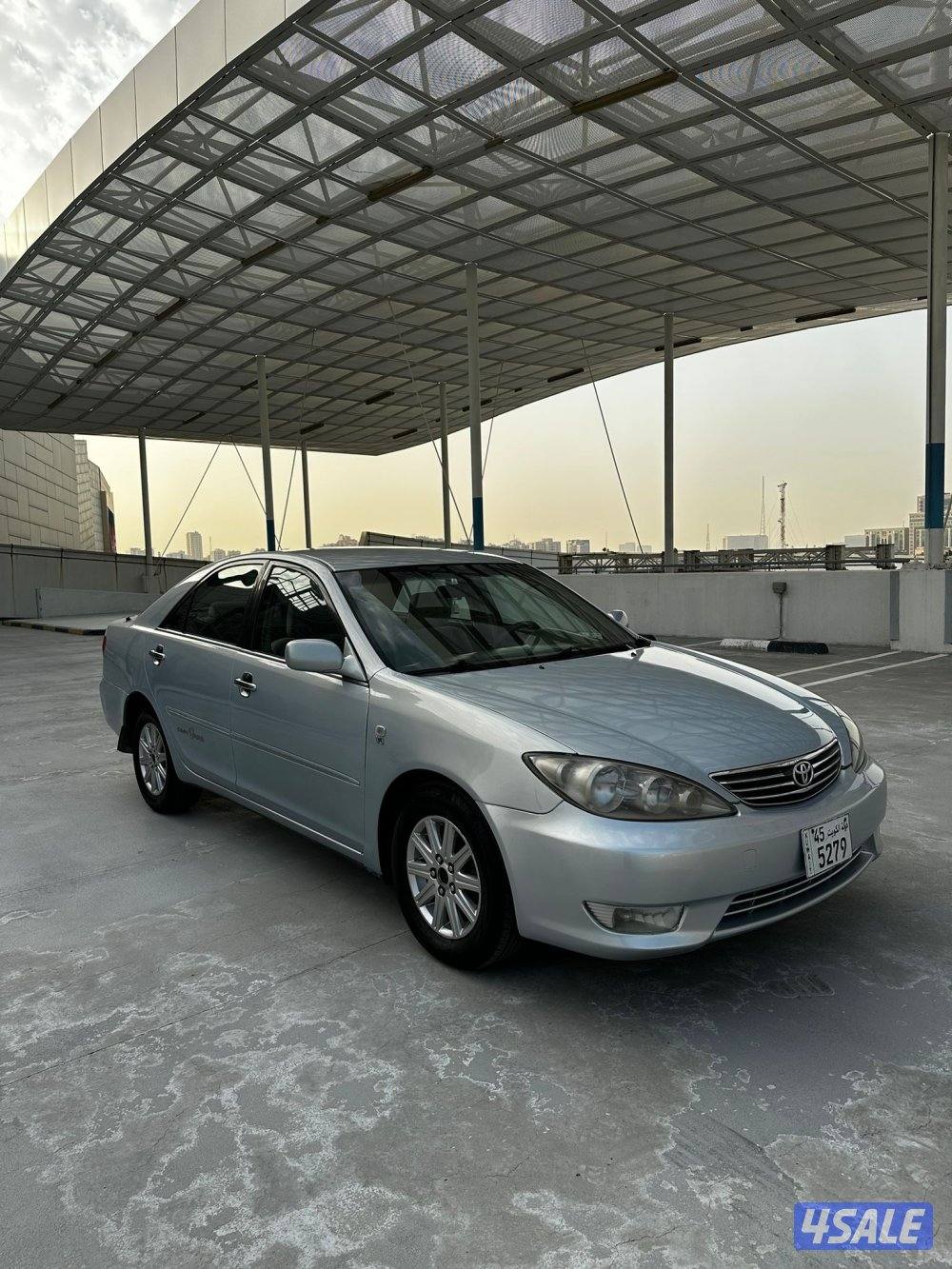 تويوتا كامري قراندي0