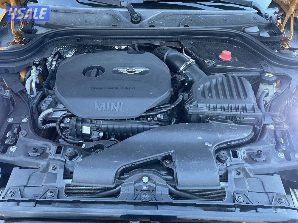 بيعه سريعه 2016 بحالة ممتازة داخلية نظيفه اكسسوارات داخلية 🇬🇧8