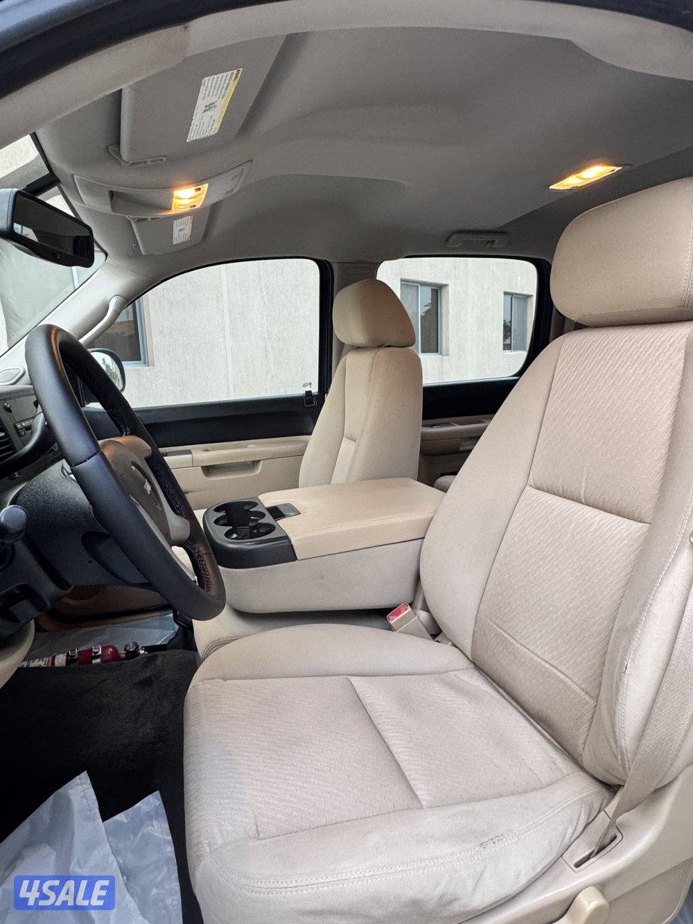 للبيع وانيت جمس سيرا غماره ونص Z71 موديل 20114