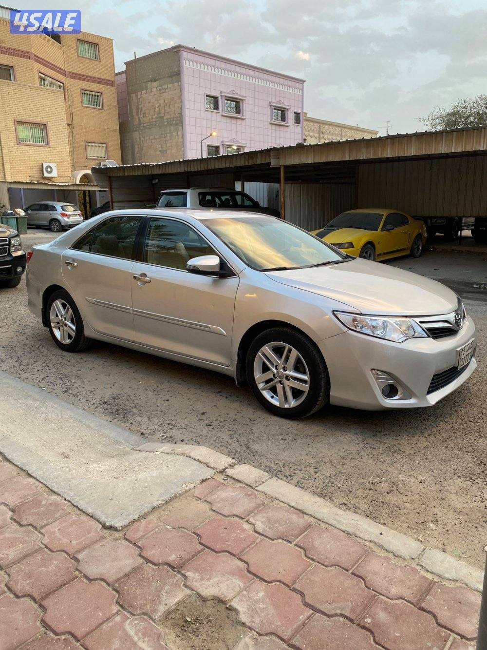 للبيع كامري 2014 GLX1